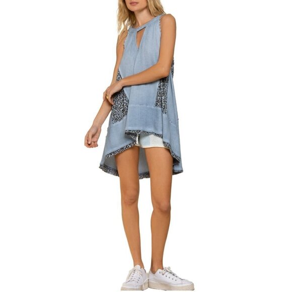 NWT POL Halter Neck Hi-Low Hem Relaxed Fit Keyhole Denim Tunic Top - Picture 4 of 8